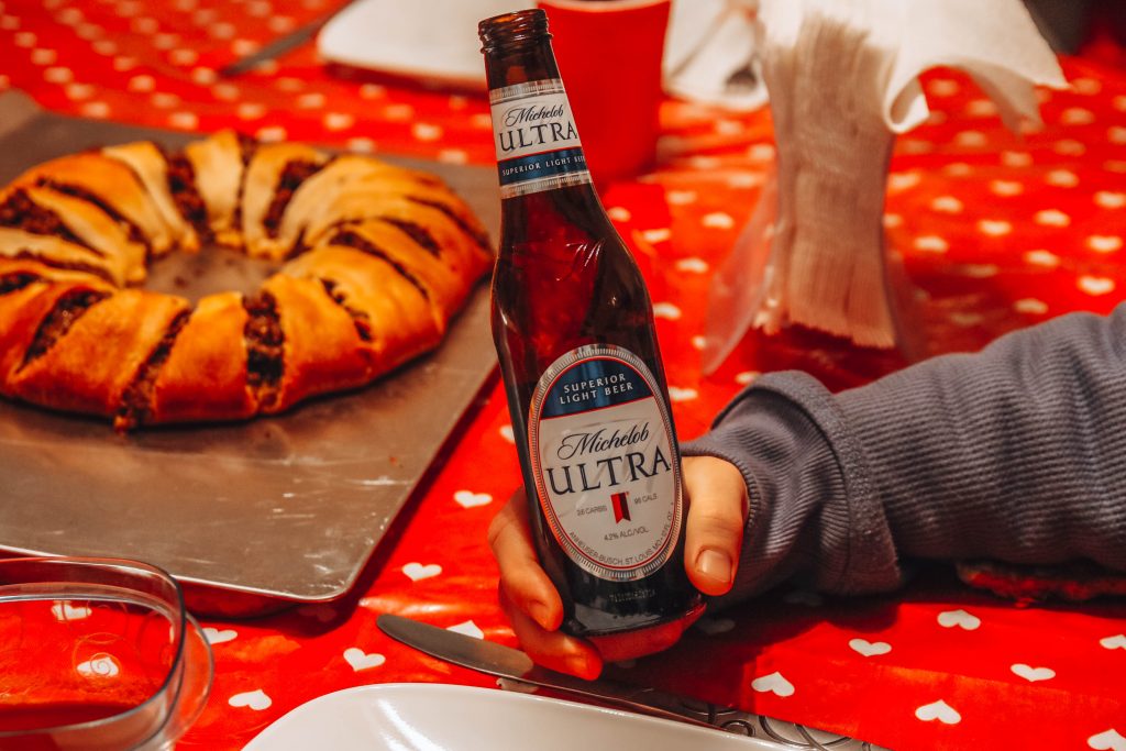 #ad| Are you feeling the winter blues? You're not alone! I'm sharing how I stay motivated during the winter months! #MichelobULTRA #liveULTRA 