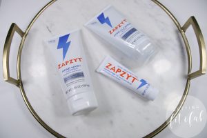 #ad| Do you suffer from problem zits like me? I've found the solution that doesn't dry out the skin! #Winning! Check out my Winter Skin Clearing Routine on the blog #lovezapzyt #PRIMPlovesZAPZYT