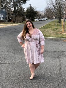 Happy April! I'm sharing my favorite dress that I'll be sporting for Easter (as long as the weather cooperates). And I'm sharing a few other dresses that would be perfect for Easter Sunday! #TrendSpinLinkup #TrendSpin